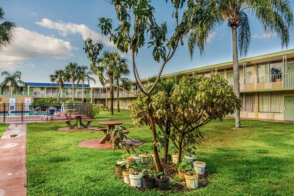 Red Roof Inn Vero Beach - I-95 Exteriör bild
