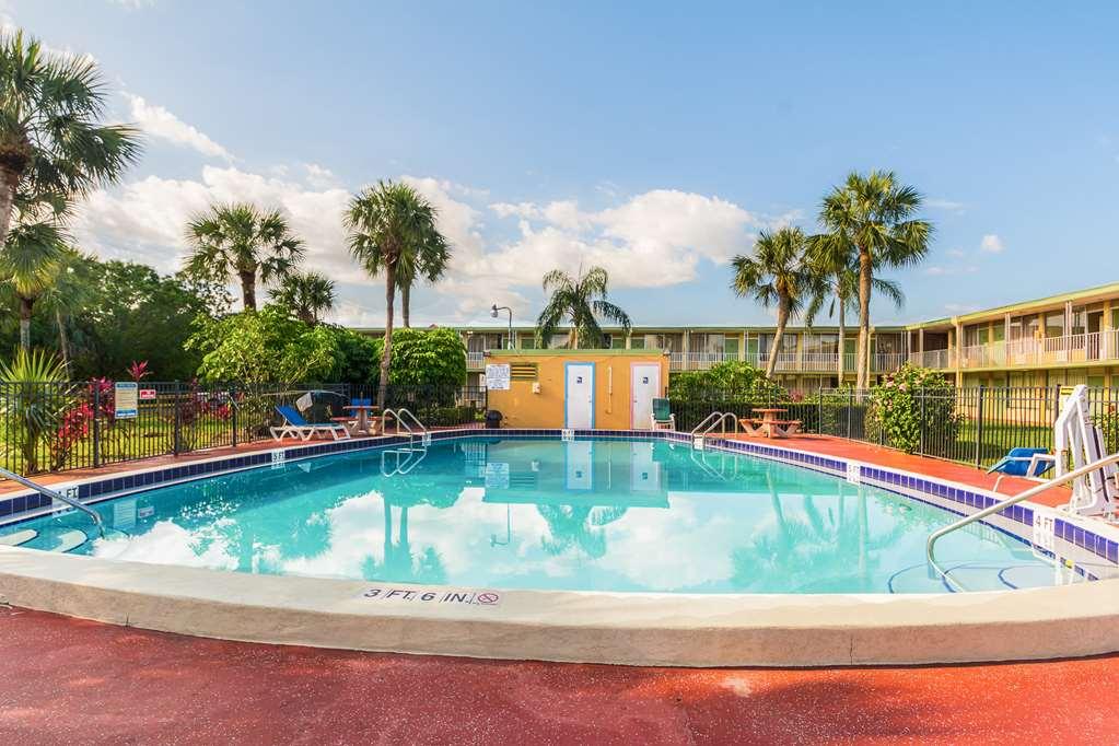Red Roof Inn Vero Beach - I-95 Bekvämligheter bild