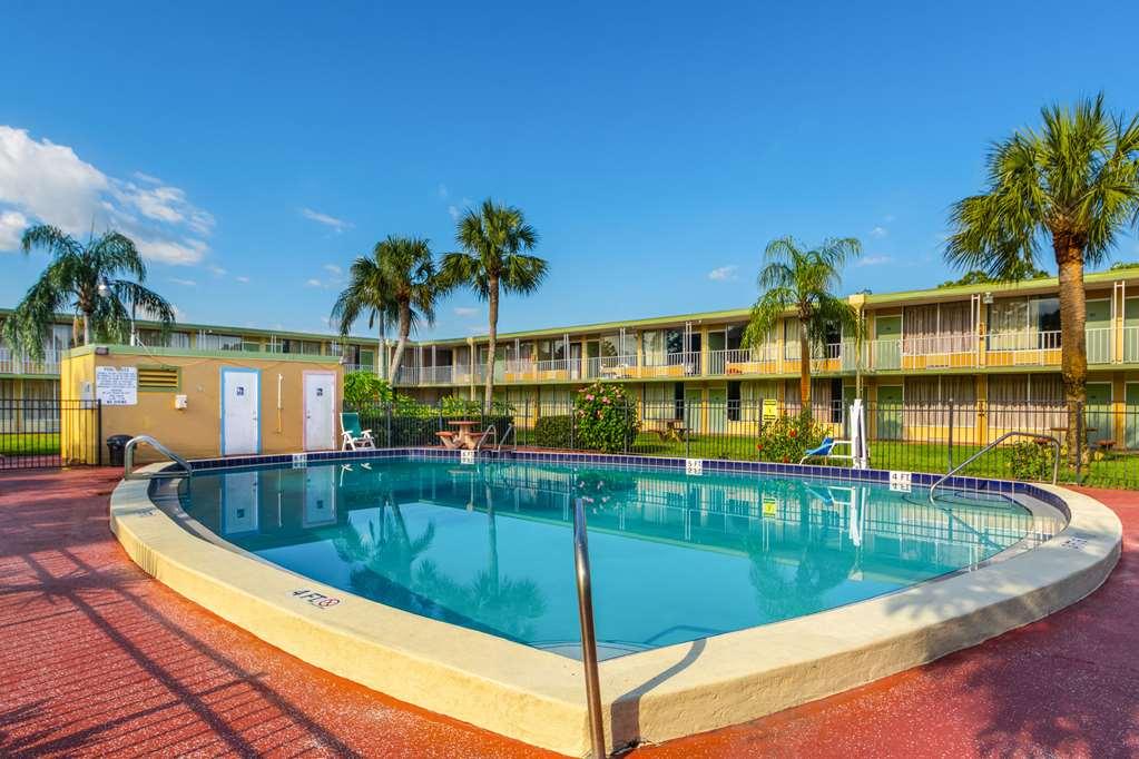 Red Roof Inn Vero Beach - I-95 Bekvämligheter bild